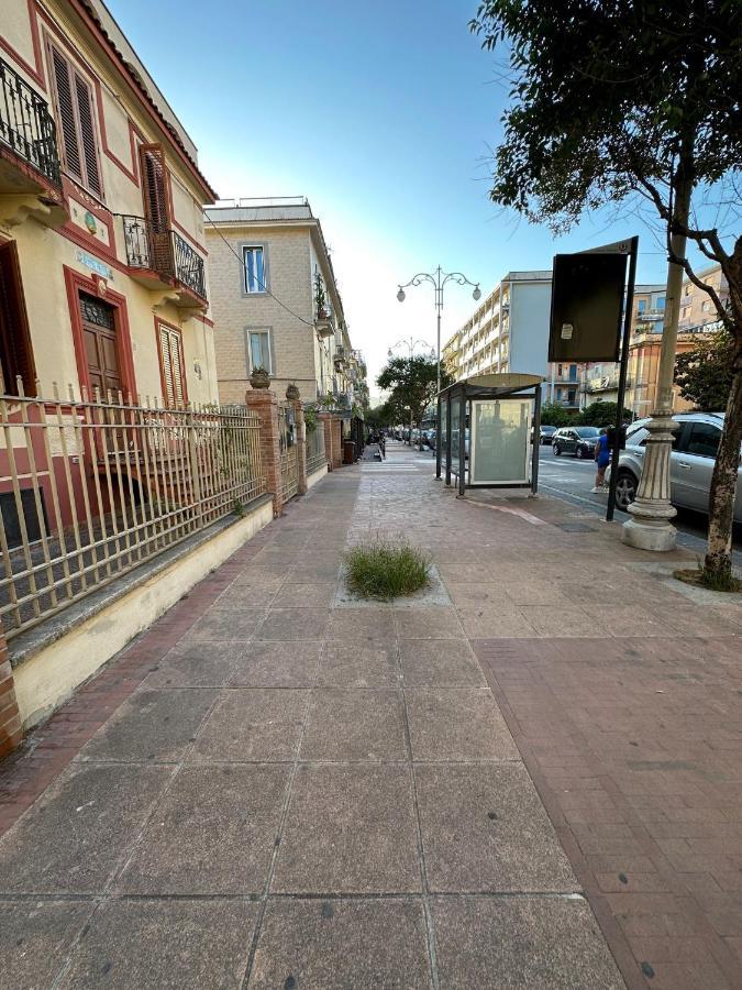 Il Viandante Sul Mare Apartment Salerno Exterior foto